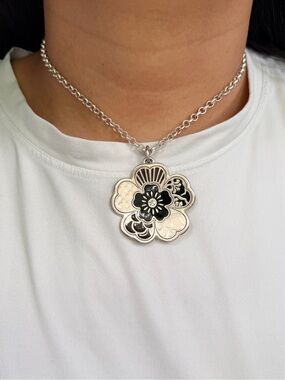 Foxy Originals Floral Pendant Necklace